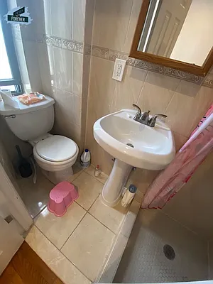 Rented by Fifth & Forever LLC | media 21