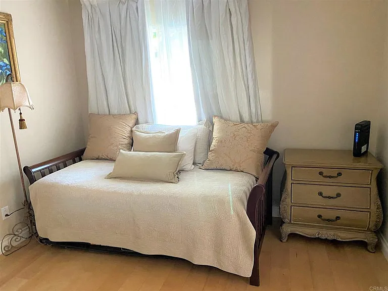 6677 Paseo Del Norte — Photo 17