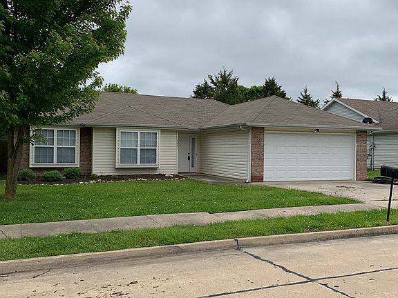 4th image of 3421 Churchill Dr