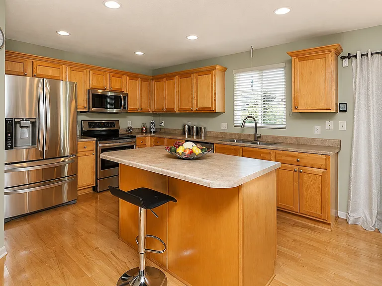 3910 SW Bluegrass Dr — Photo 10