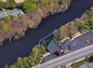 714 Montauk Hwy, Moriches, NY 11955