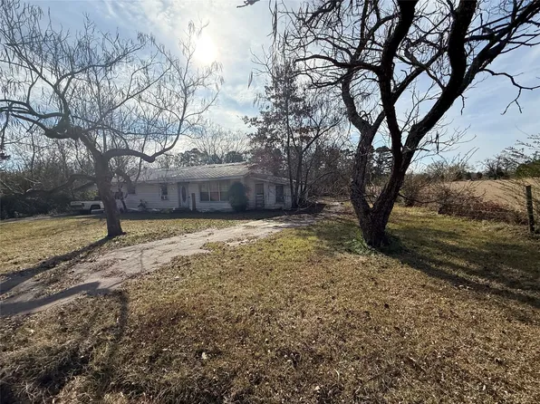 113 County Road 2221, Daingerfield, TX 75638