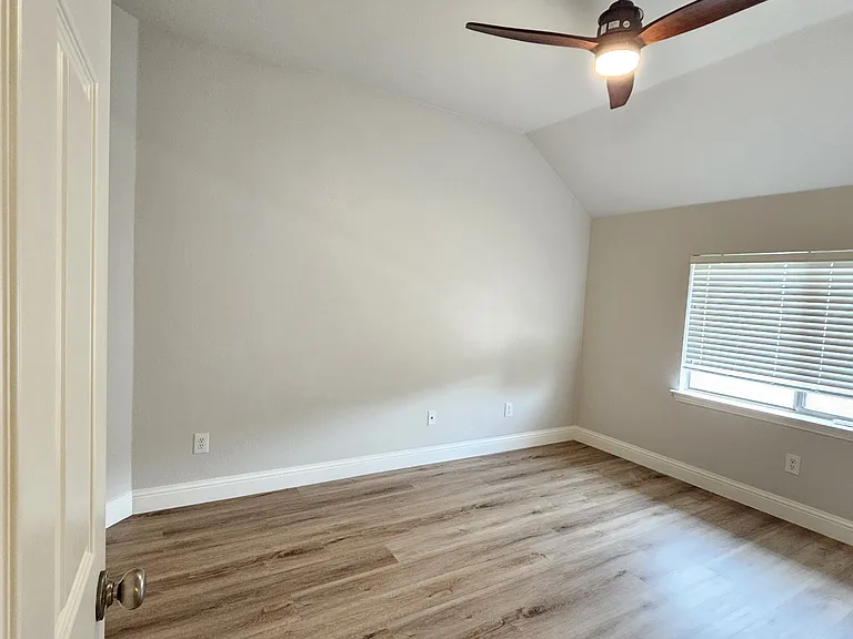 1201 Bradford Trace Dr — Photo 27