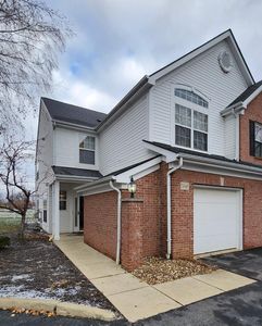 5848 Edge Of Vlg, Westerville, OH, 43081