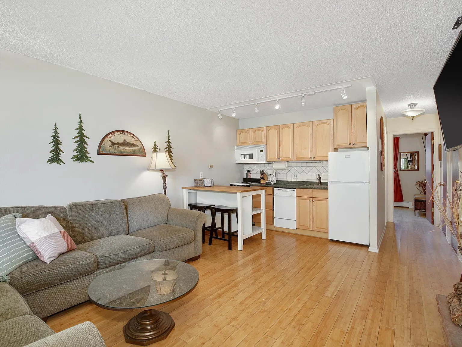 247 Hi Country Dr — Photo 4