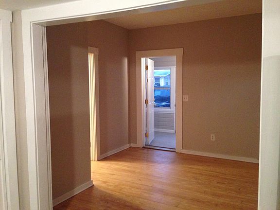 5th image of 1328 Cloverlawn Ave Front A