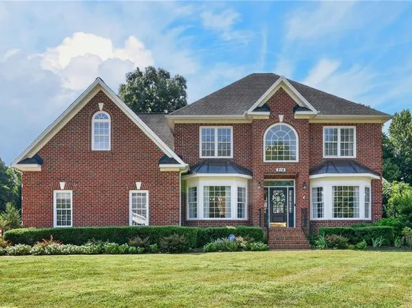 214 Denise Dr, Yorktown, VA 23693