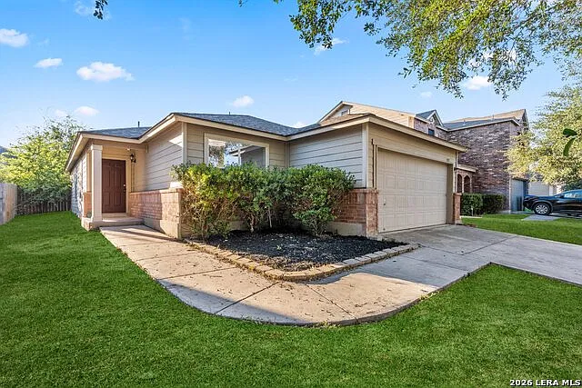 4 bed, 2.0 bath, 1639 sqft, $2,000 — Photo 2