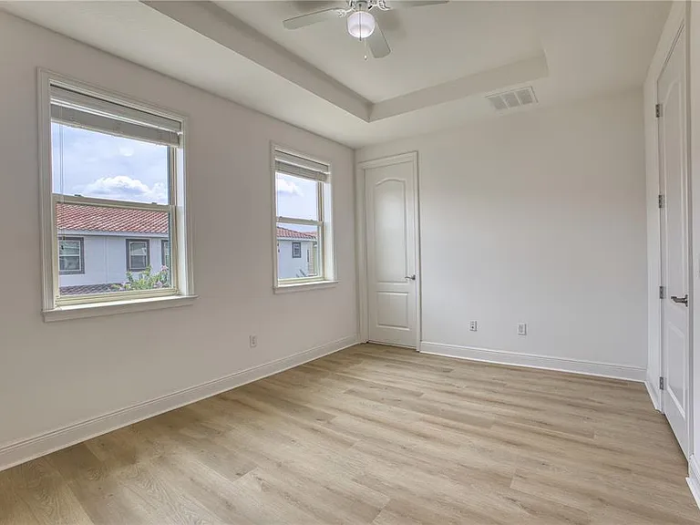 14025 Millington St — Photo 22