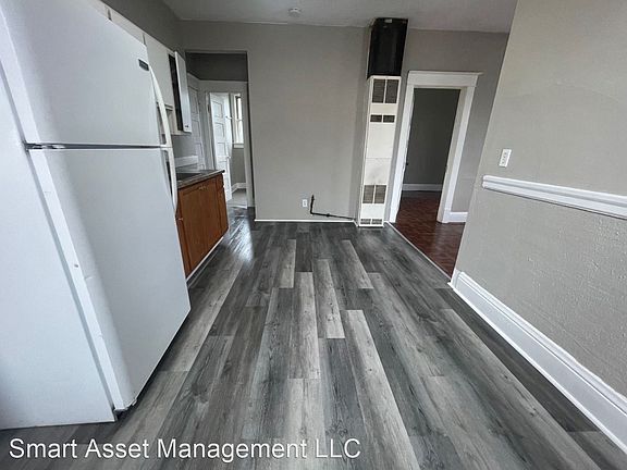 4th image of 2350 S 10th St #11842654