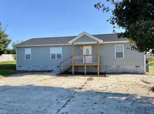 90 Allred Rd, Decherd, TN 37324