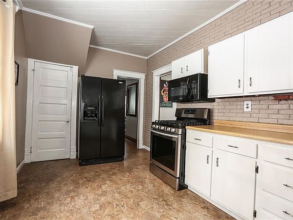 3rd image of 38 Prospect St