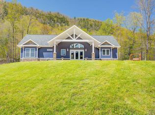 7067 Bradshaw Rd, Salem, VA 24153