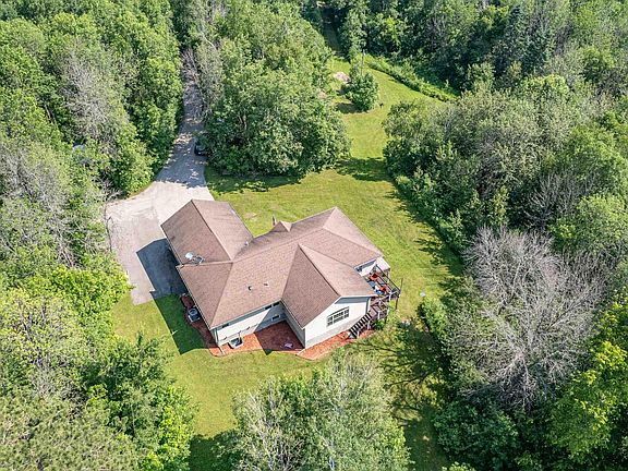 2nd image of 3526 Park Dr