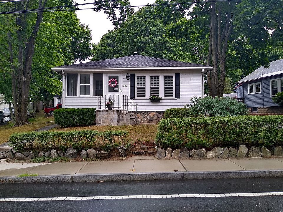 245 West St