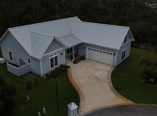 102 Sea Turtle Dr, Port Saint Joe, FL 32456