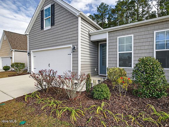 2nd image of 628 Cambeck Drive SE Unit 1