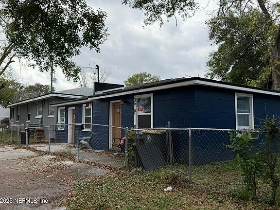 3rd image of 3510 WILSON Street #A