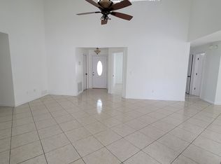 9508 Pembridge Ct, Tampa, FL 33615
