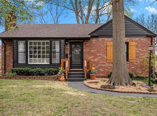 908 Woodbine Dr, Saint Louis, MO 63126