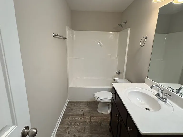 1529 Gambill Wood Dr — Photo 10