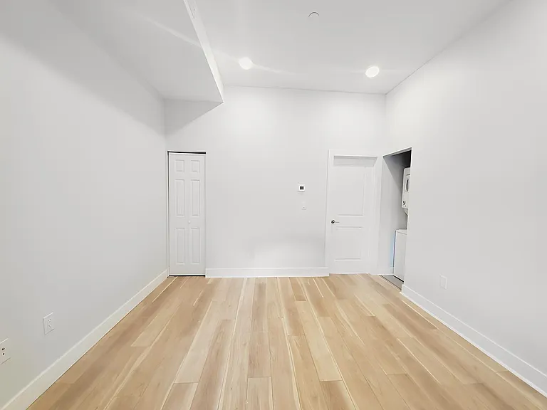 3610 Haverford ave — Photo 4
