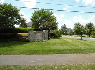25596 Twelve Cedars Ct, Chantilly, VA 20152