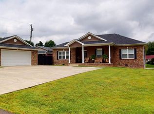 120 Barrett St, Grayson, KY 41143