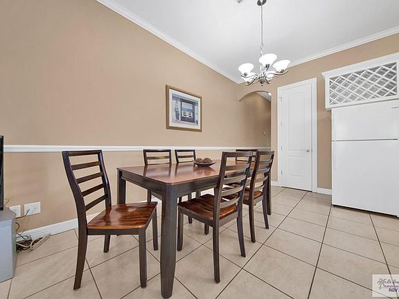 4th image of 115 E Lantana St #0