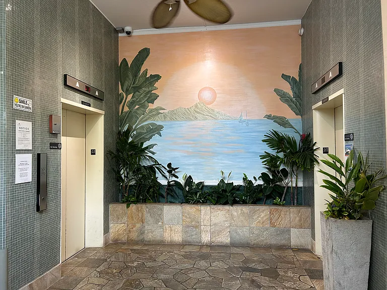 430 Kaiolu St #807 — Photo 3