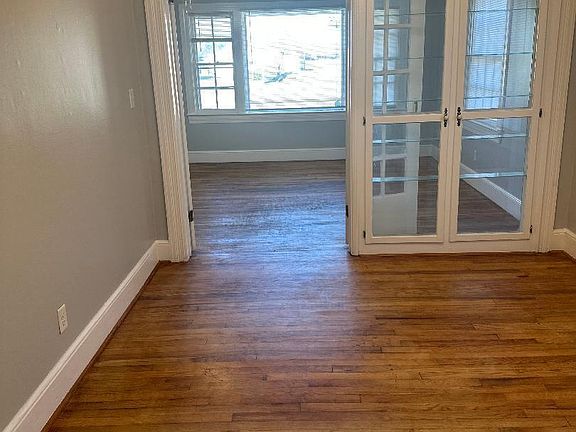 5th image of 3541 Dickinson Avenue