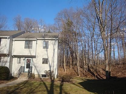 1st image of 11 Foxtail Ln