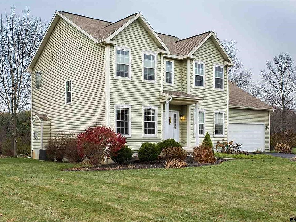 1st image of 11 Fox Glove Way