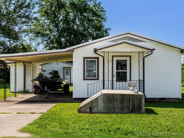 60383 E 253rd Rd, Grove, OK 74344