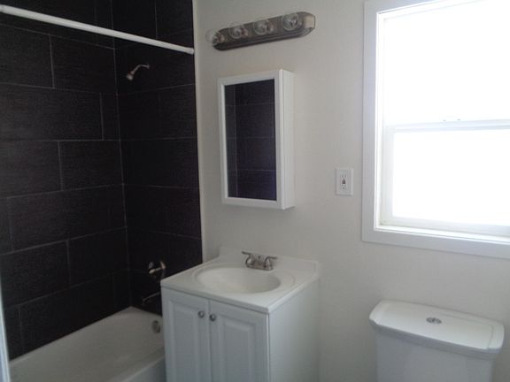5th image of 1439 W 227th St