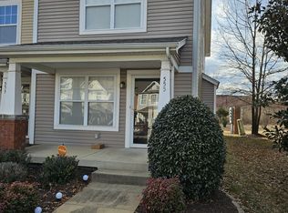 555 Bradburn Village Cir, Antioch, TN 37013