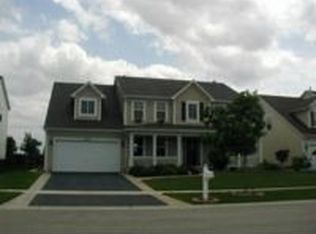 624 Belmont Ave, Oswego, IL 60543