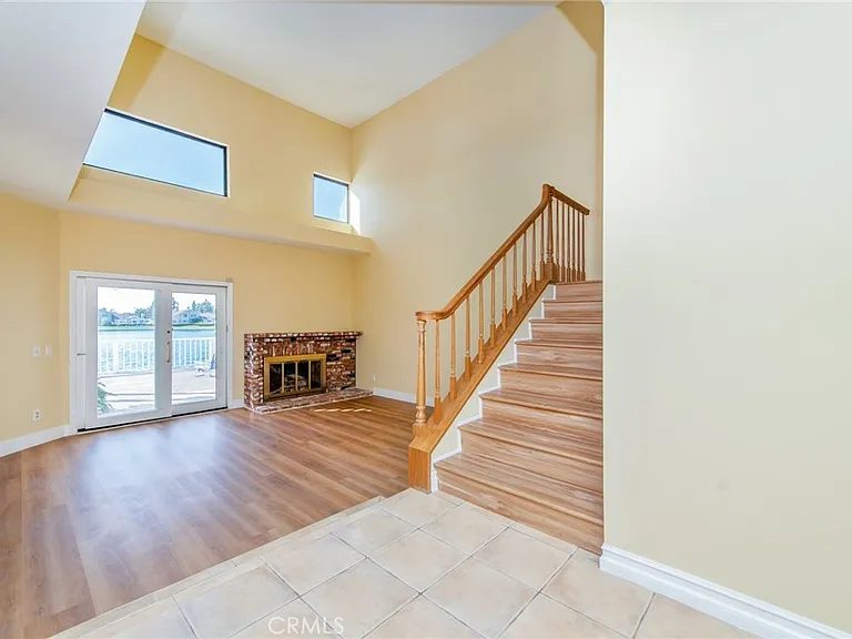 76 Fairlake #23 — Photo 18