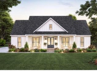 11 Hicks Wharf Rd, Cardinal, VA 23025