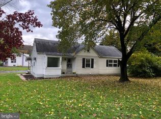 1209 Carsonia Ave, Reading, PA 19606