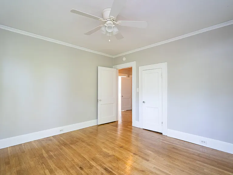 24 Robindale Ave #1 — Photo 10