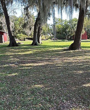 3rd image of 1375 War Eagle Blvd