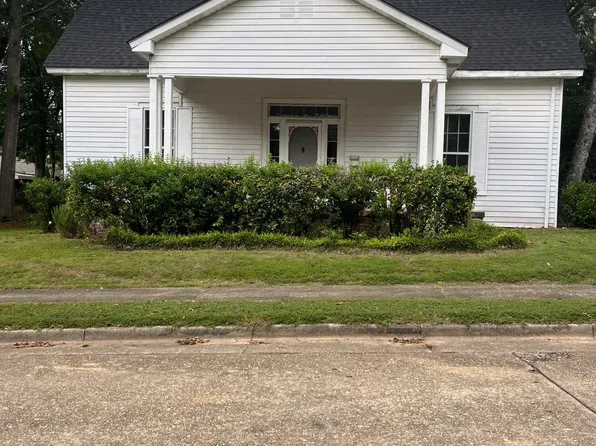 317 Semmes St, Alexander City, AL 35010