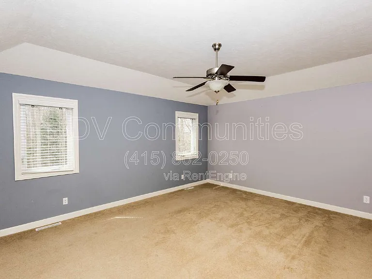 8240 Talbot Cir — Photo 30