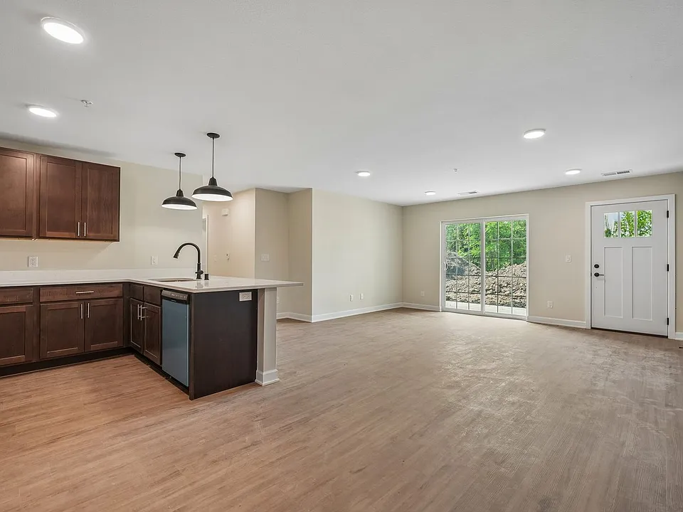 Marshview Apartments LLC