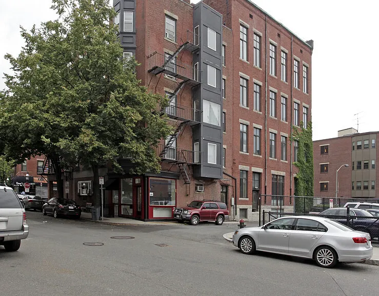 108 Richmond St #1 — Photo 8