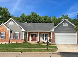 571 Arbor Meadow Dr, Ballwin, MO 63021