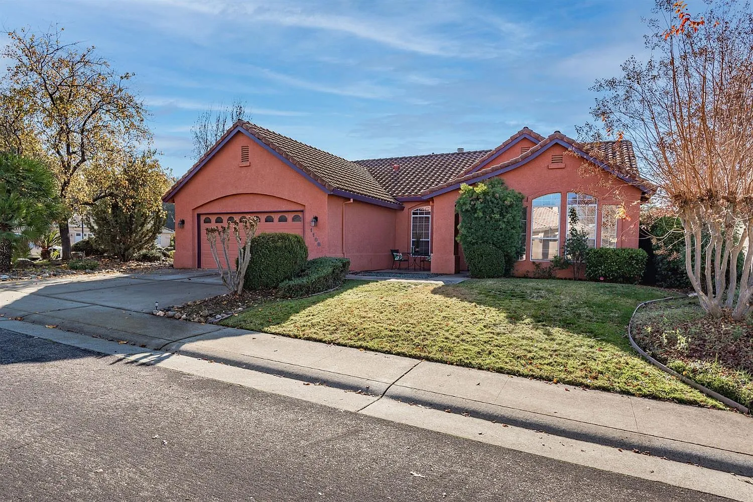 1108 Oak View Dr photo 1
