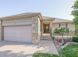 4019 SW Homestead Dr, Lees Summit, MO 64082