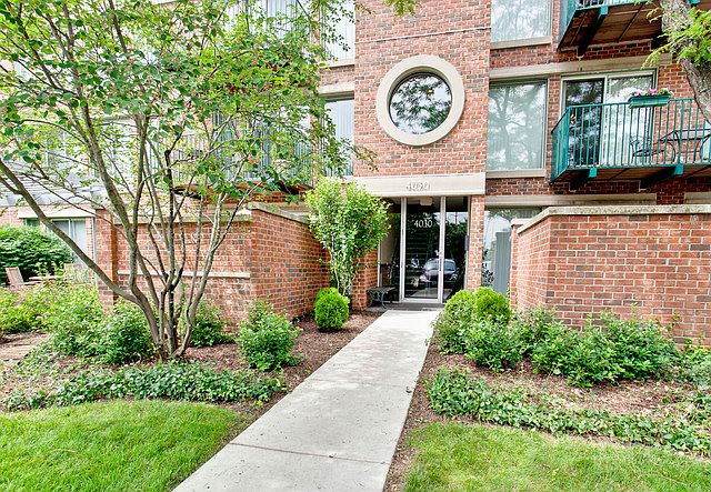 1st image of 4030 Arbor Ln APT 203
